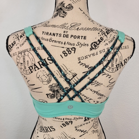lululemon athletica Other - Lululemon Sport Bra Sz 6 Free To Be Wild Teal Green Racer Back